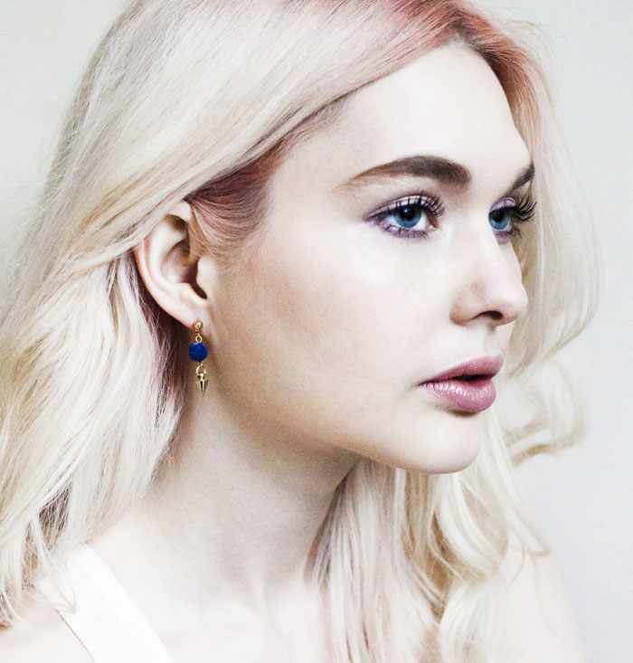 Lapis earrings by The Vamoose | Photography by Hanna Kristina